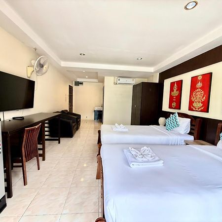 Thai Classic House Patong Exterior photo