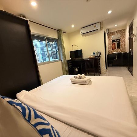 Thai Classic House Patong Exterior photo