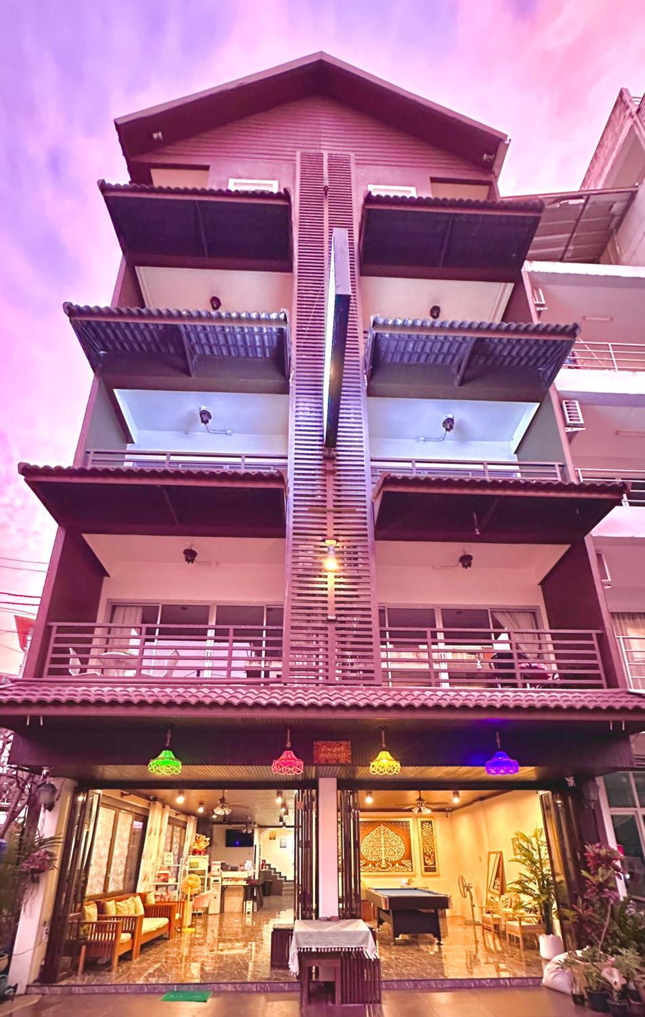 Thai Classic House Patong Exterior photo